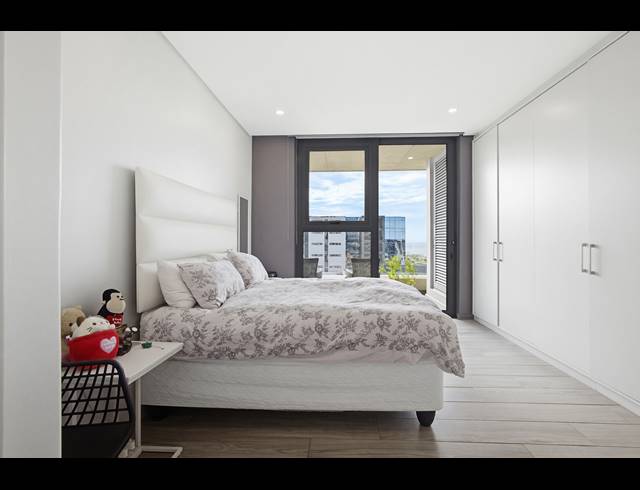 2 BEDROOM APARTMENT FOR SALE IN UMHLANGA CENTRAL
